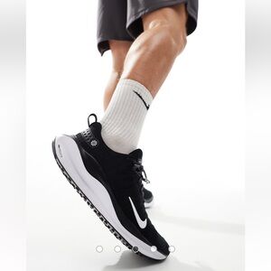 Nike Infinity Run 4 Men's Running Shoes black/White size 10 W NEW